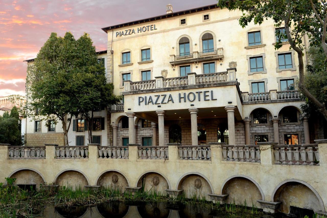 Piazza Hotel Montecasino 桑顿 外观 照片